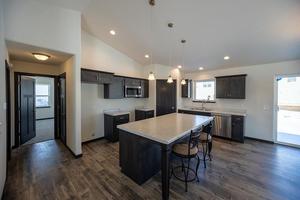 Photo of 560 Still Waters LANE, Plover, WI 54467 (MLS # 22505598)