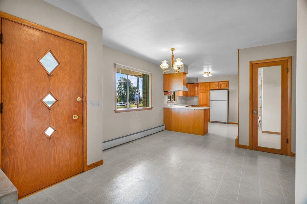 Photo of 721 W Upham STREET, Marshfield, WI 54449 (MLS # 22604749)