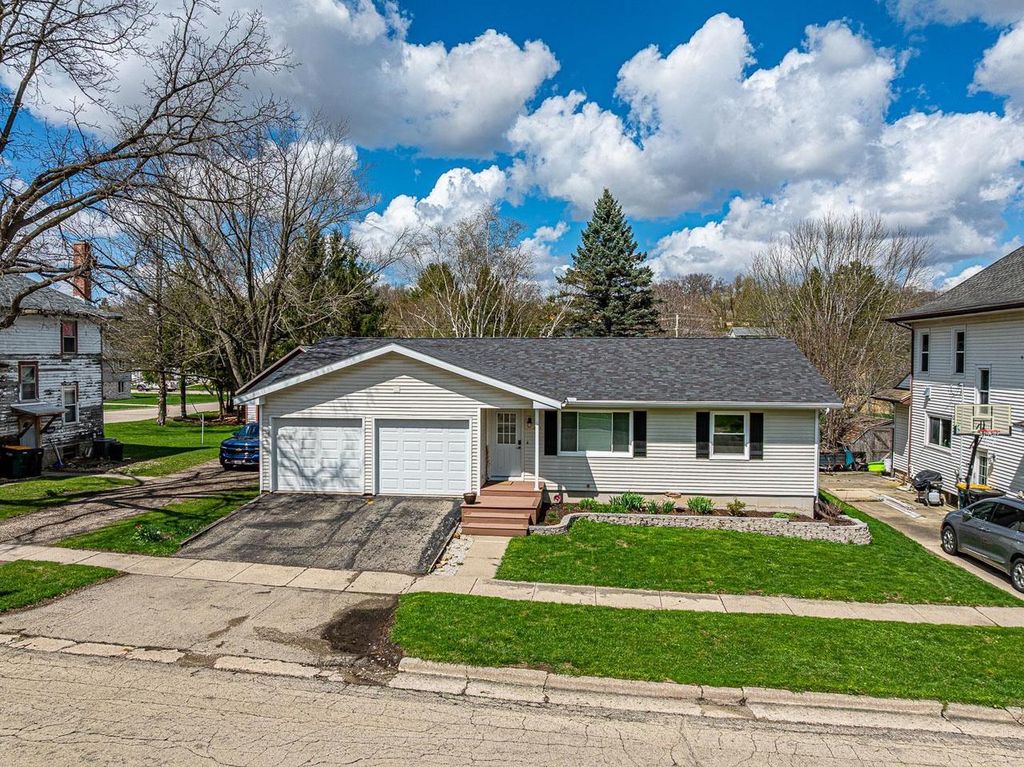 Photo of 410 4th AVENUE, New Glarus, WI 53574 (MLS # 2016040)