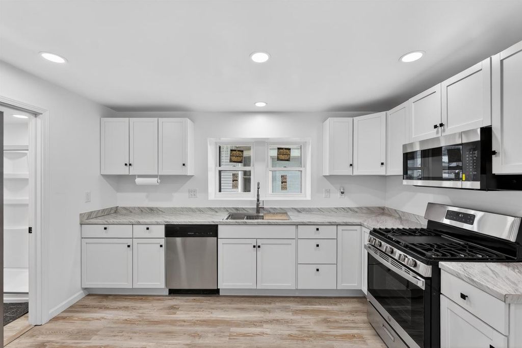 Photo of 6616 20TH AVENUE, Kenosha, WI 53143 (MLS # 2013545)