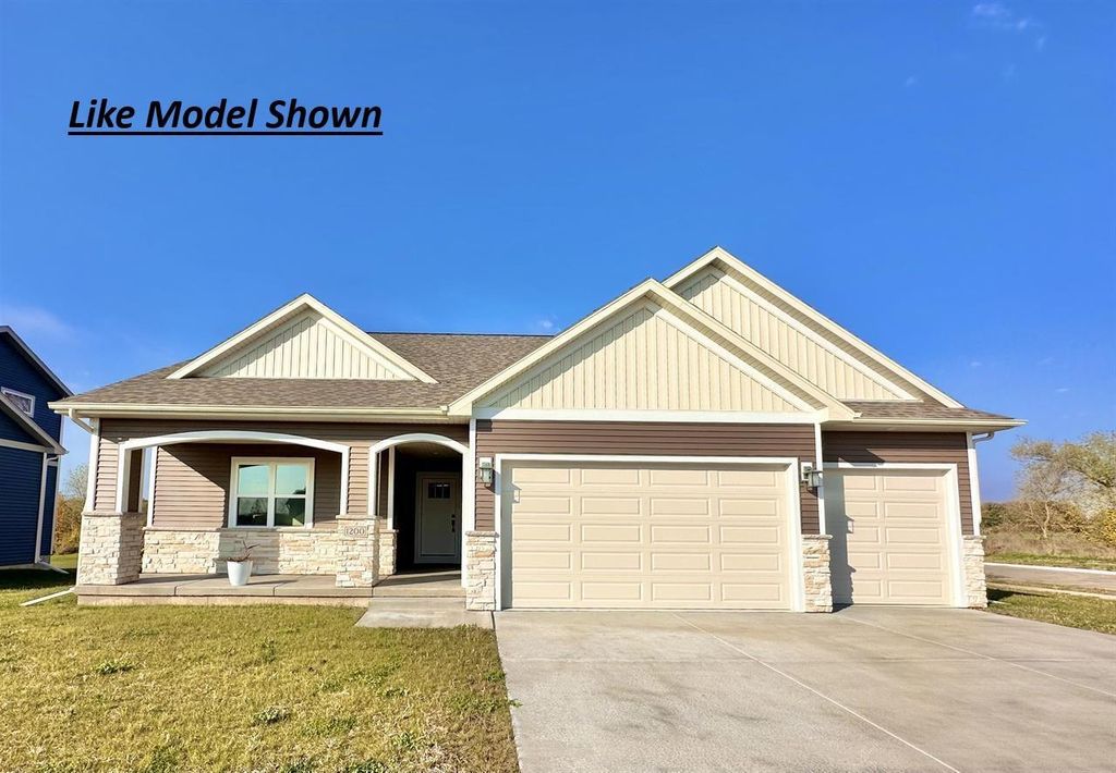 Photo of 302 Michelle LANE #176, Cottage Grove, WI 53527 (MLS # 2018862)