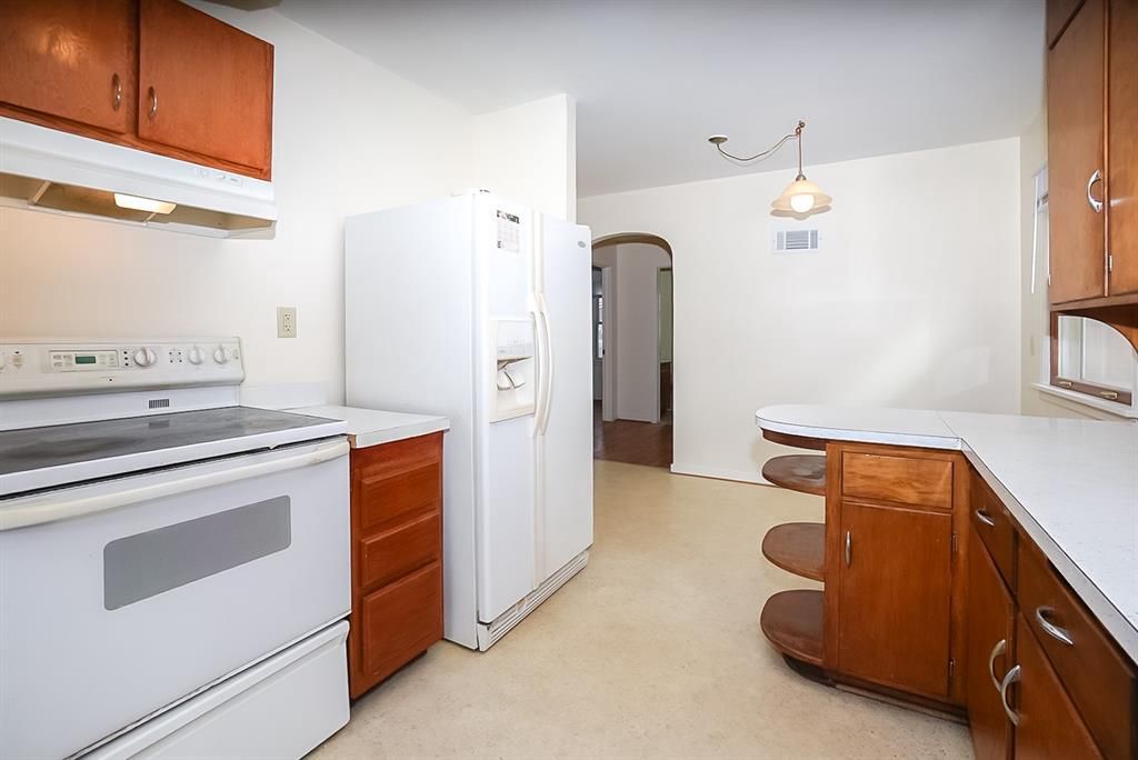 Photo of 1131 Barron STREET, Eau Claire, WI 54703 (MLS # 1599104)