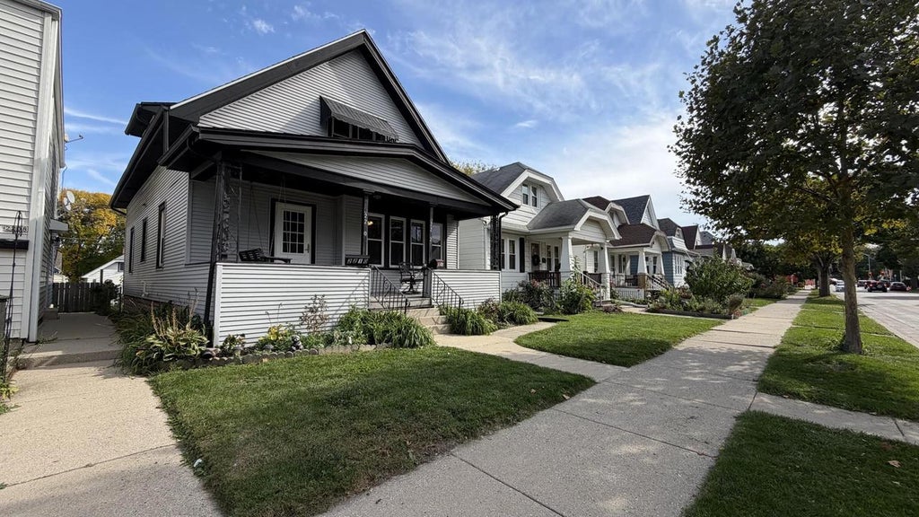 Photo of 2210 S 71st STREET #2212, West Allis, WI 53219 (MLS # 1984396)