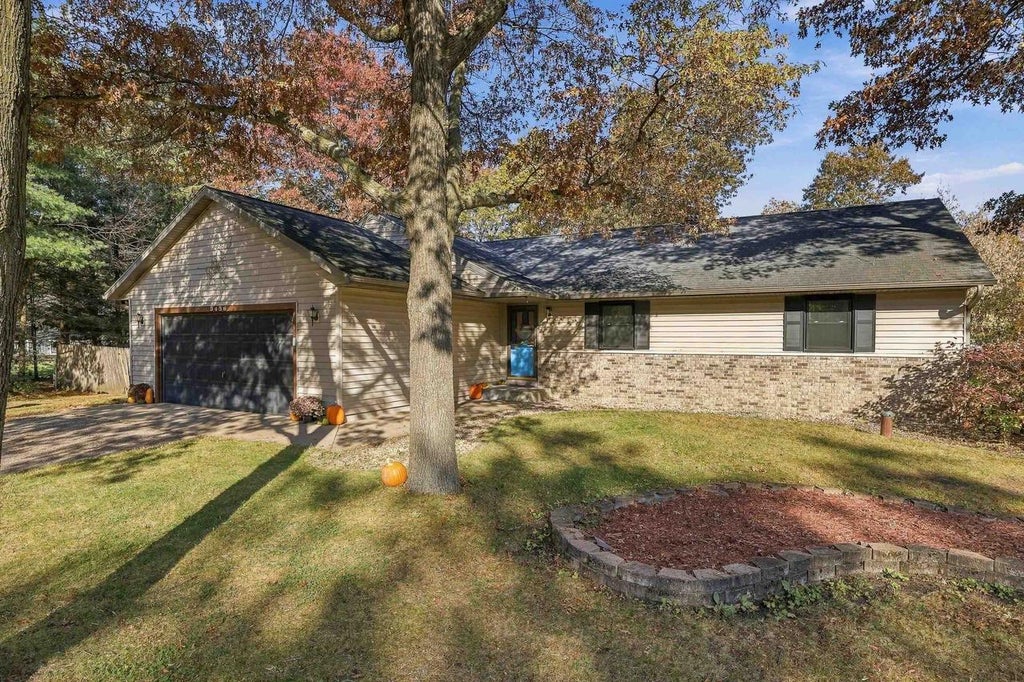 Photo of 5456 Sorenson STREET, Stevens Point, WI 54482 (MLS # 22605247)