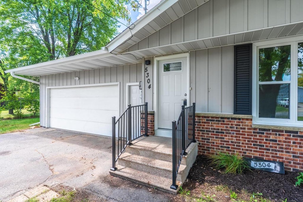 Photo of 5304 S Timber STREET, WI 54476 (MLS # 50331931)