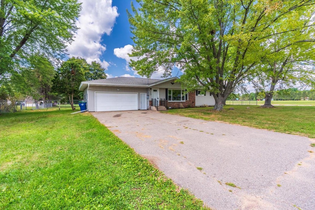 Photo of 5304 S Timber STREET, WI 54476 (MLS # 50331931)
