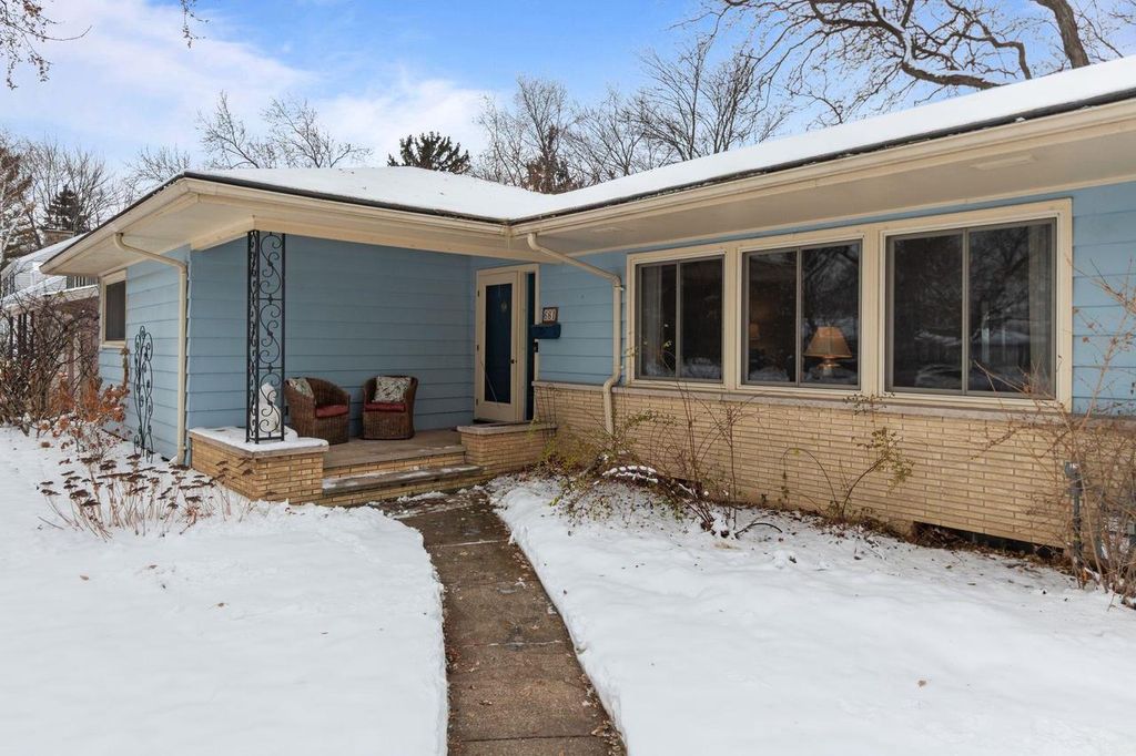 Photo of 661 Stevens STREET, Neenah, WI 54956 (MLS # 50318787)