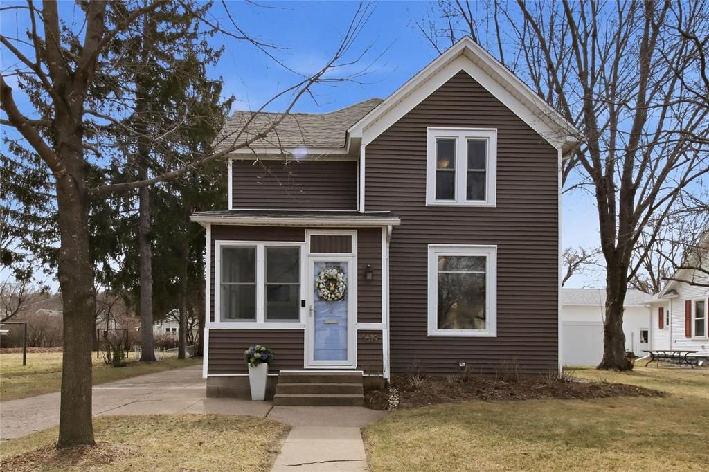 Photo of 1619 Hayden AVENUE, Altoona, WI 54720 (MLS # 1599215)