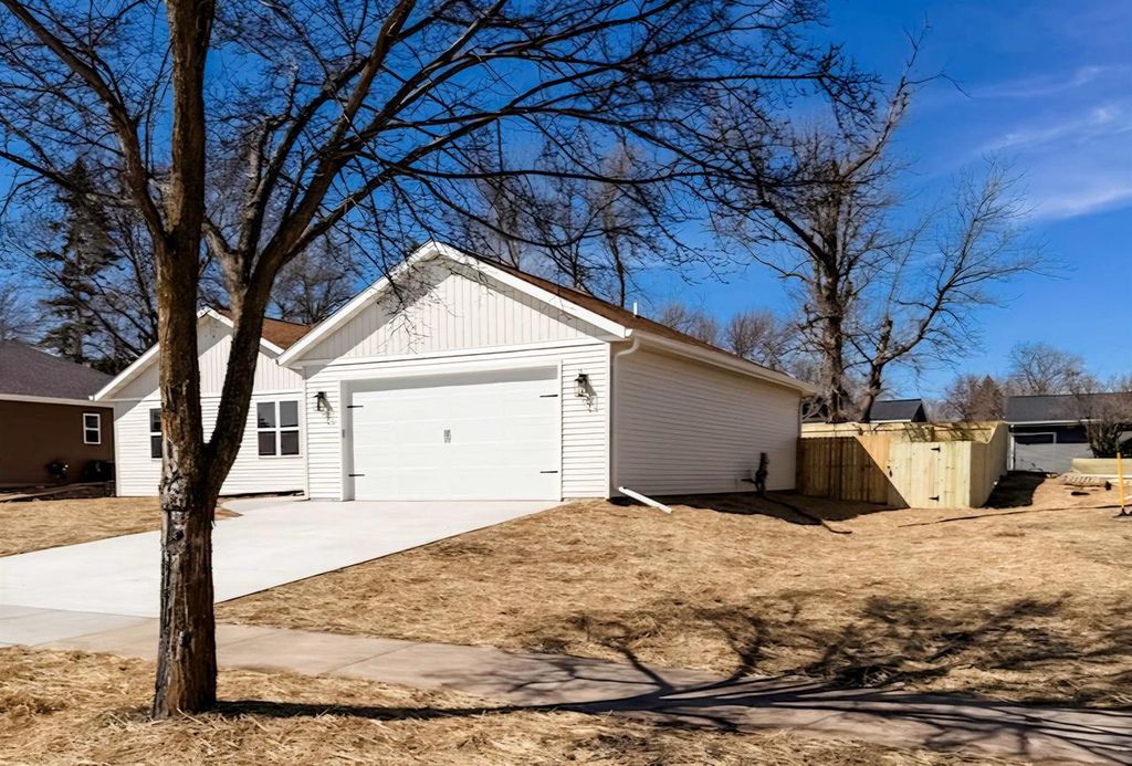 Photo of 426 Village LANE, Ripon, WI 54971 (MLS # 50323443)