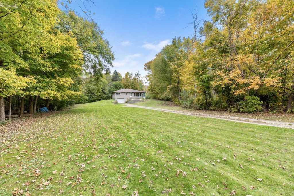 Photo of N5025 Coffee ROAD, Helenville, WI 53137 (MLS # 1939646)