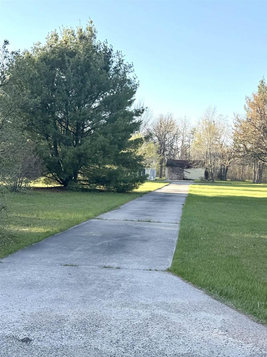 Photo of W11762 Rays LANE, Crivitz, WI 54114 (MLS # 50325702)