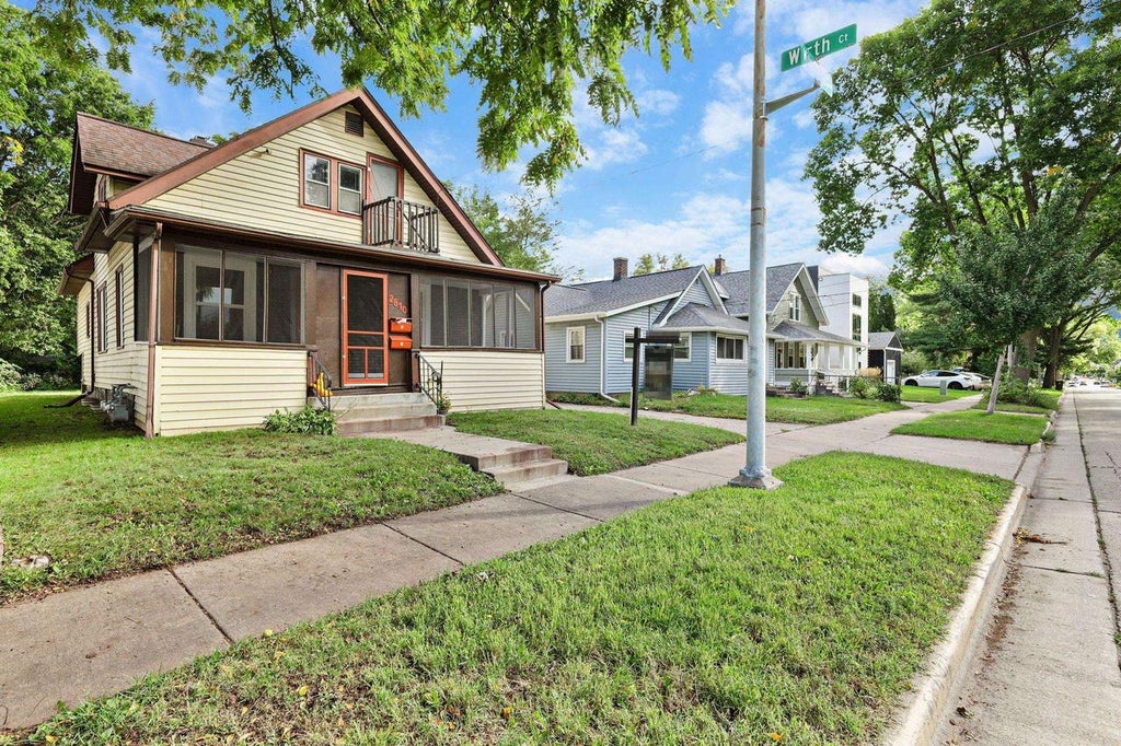 Photo of 2810 Milwaukee STREET, Madison, WI 53704 (MLS # 2032014)