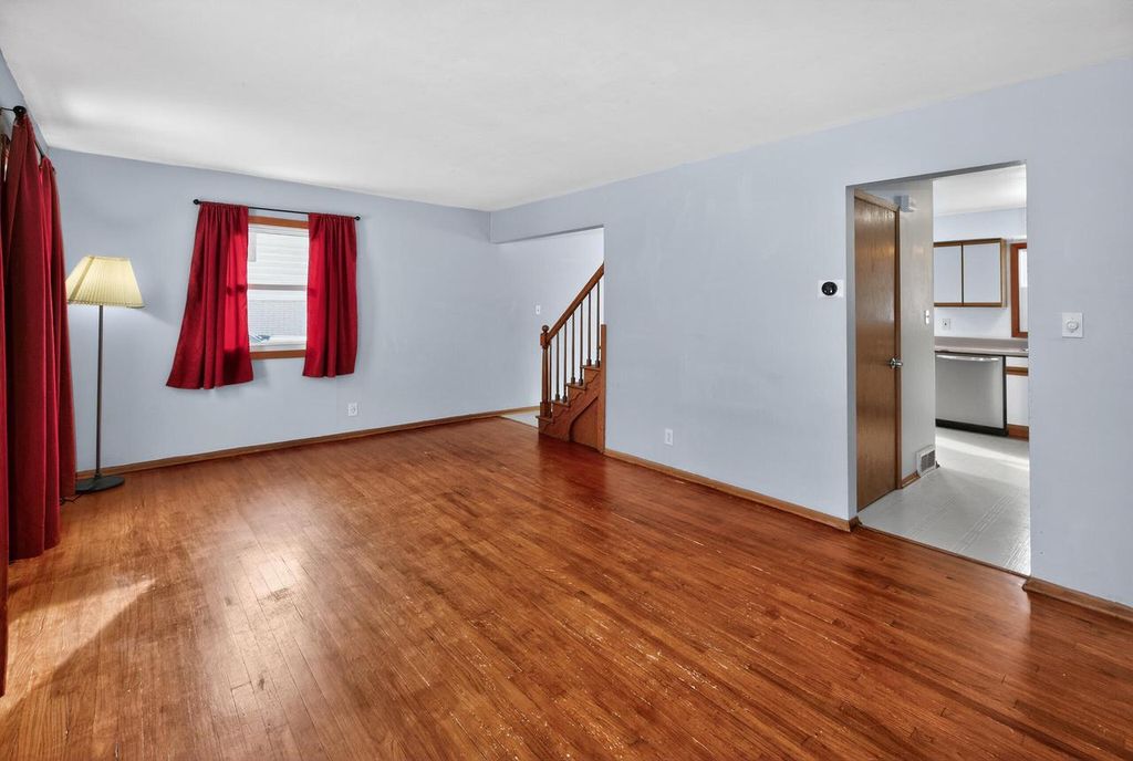 Photo of N39W5483 Wilshire DRIVE, Cedarburg, WI 53012 (MLS # 1944636)