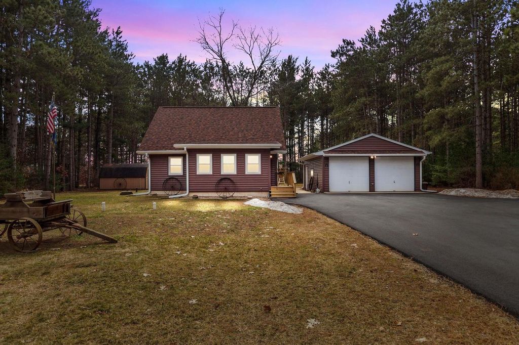 Photo of W6471 Hidden Springs DRIVE, Neshkoro, WI 54960 (MLS # 50322531)