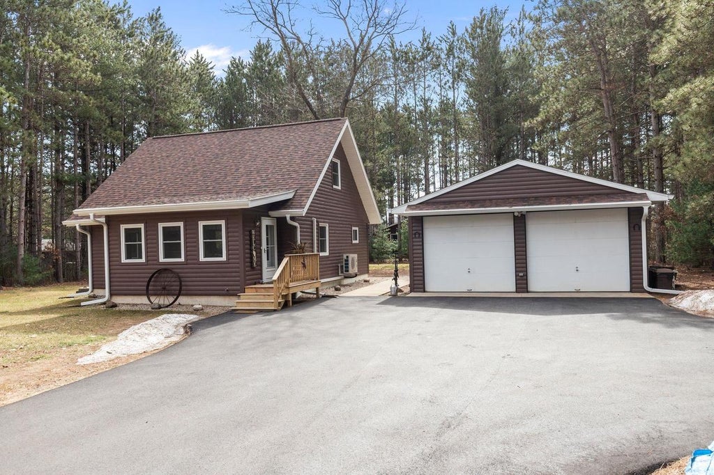 Photo of W6471 Hidden Springs DRIVE, Neshkoro, WI 54960 (MLS # 50322531)