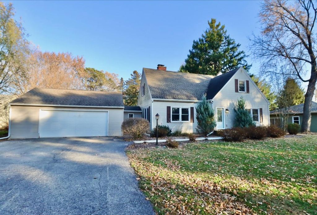 Photo of 1721 Morgan TERRACE, Beloit, WI 53511 (MLS # 2012735)