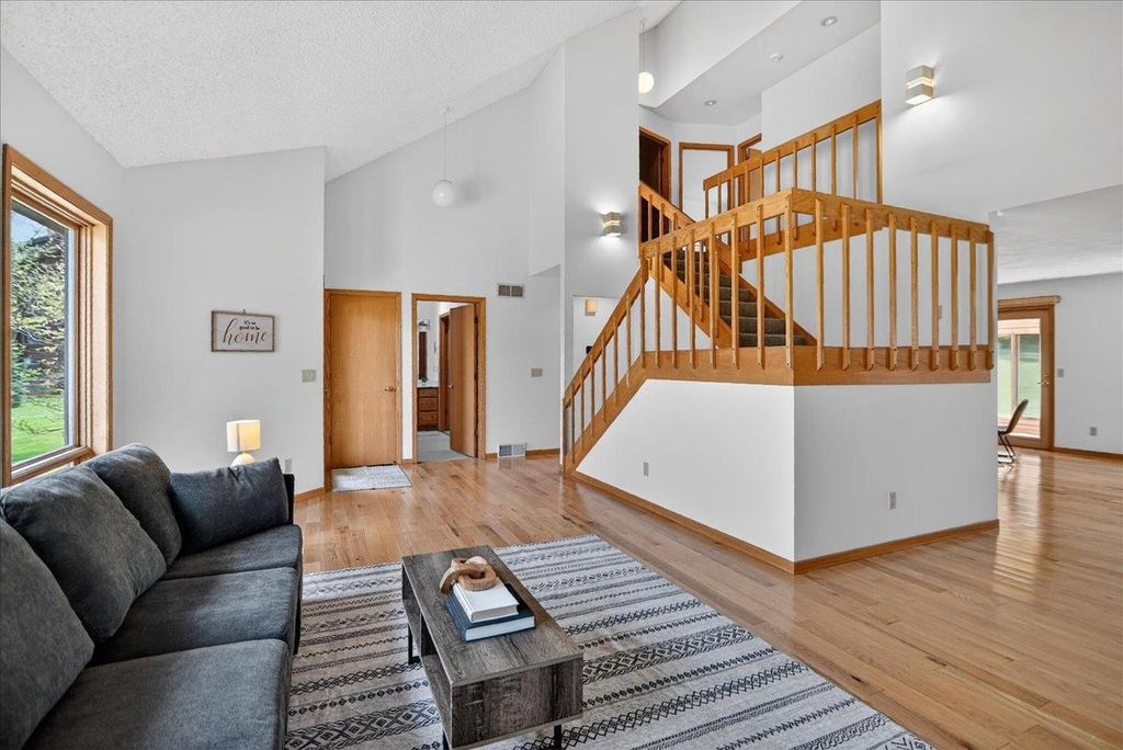 Photo of 6841 Cross Country ROAD, Verona, WI 53593 (MLS # 2021459)