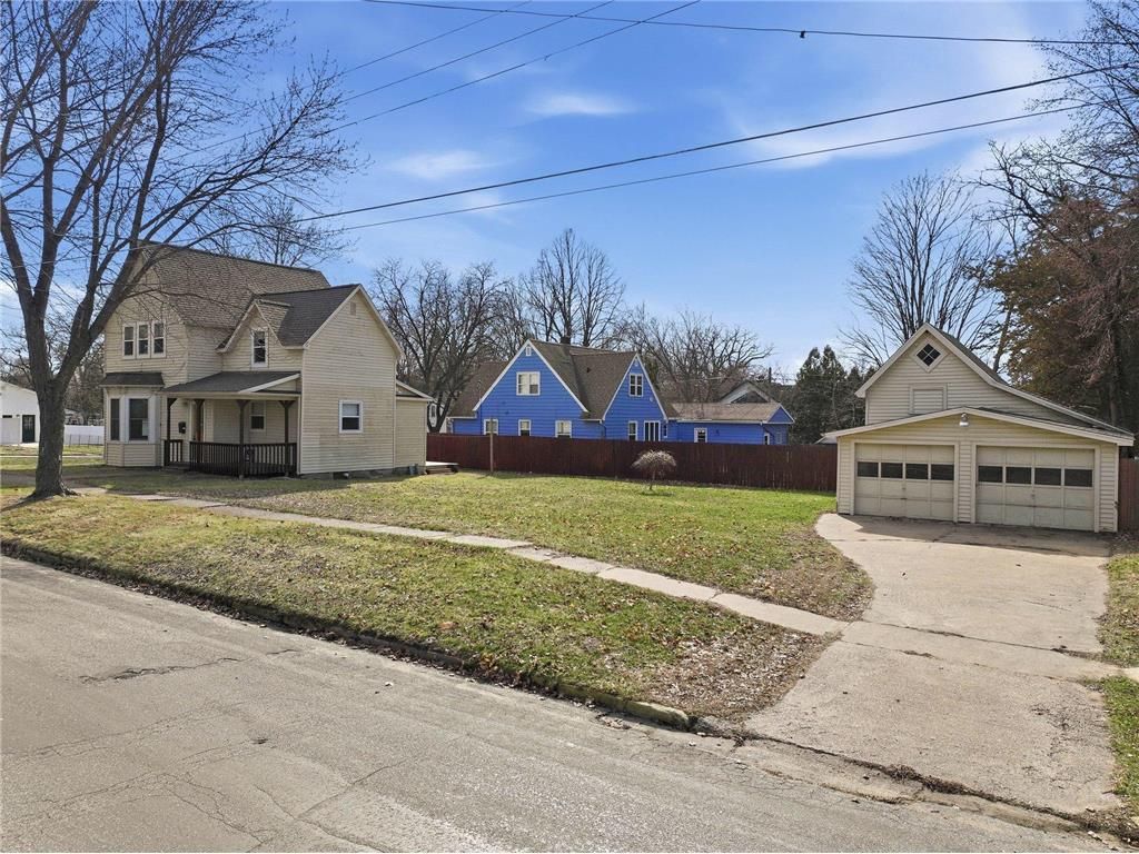 Photo of 921 11th STREET, Menomonie, WI 54751 (MLS # 7051891)