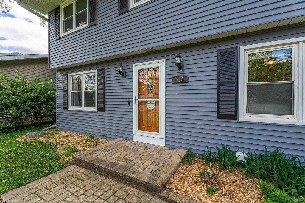Photo of 713 Park AVENUE, Deforest, WI 53532 (MLS # 2022691)