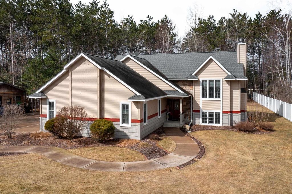 Photo of 1955 Terrebonne DRIVE, Kronenwetter, WI 54455 (MLS # 22600489)