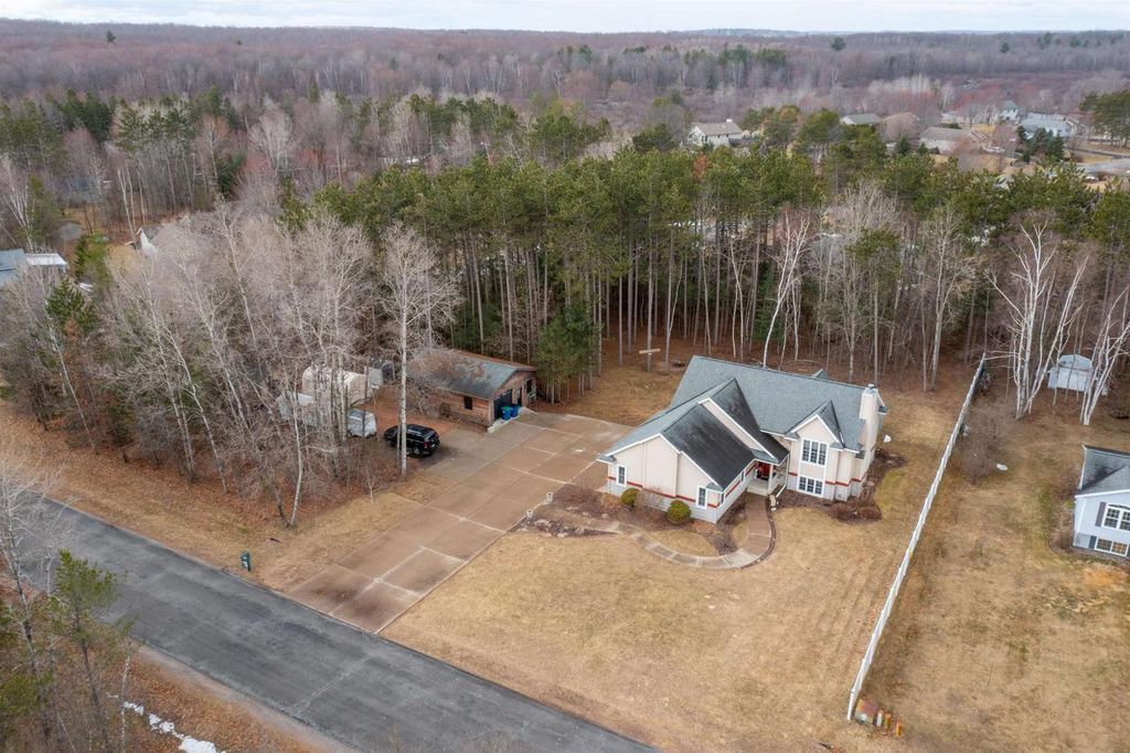 Photo of 1955 Terrebonne DRIVE, Kronenwetter, WI 54455 (MLS # 22600489)
