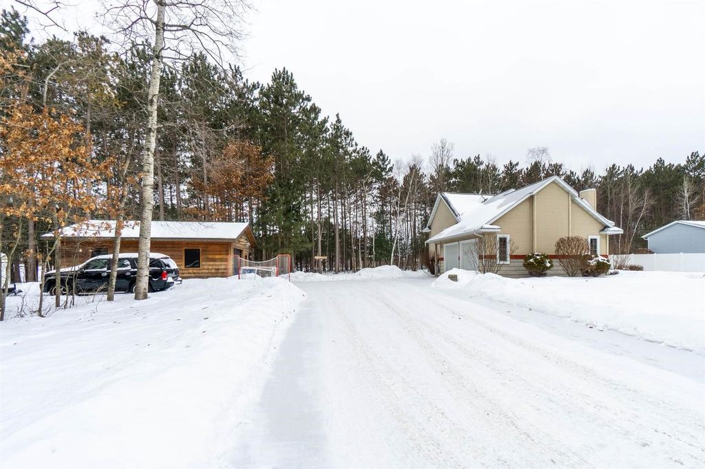 Photo of 1955 Terrebonne DRIVE, Kronenwetter, WI 54455 (MLS # 22600489)