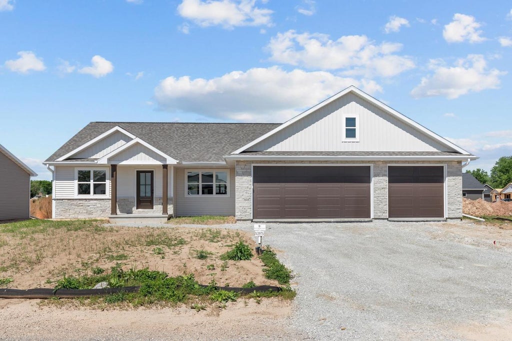 Photo of N3975 Deere DRIVE, Kaukauna, WI 54130 (MLS # 50327674)