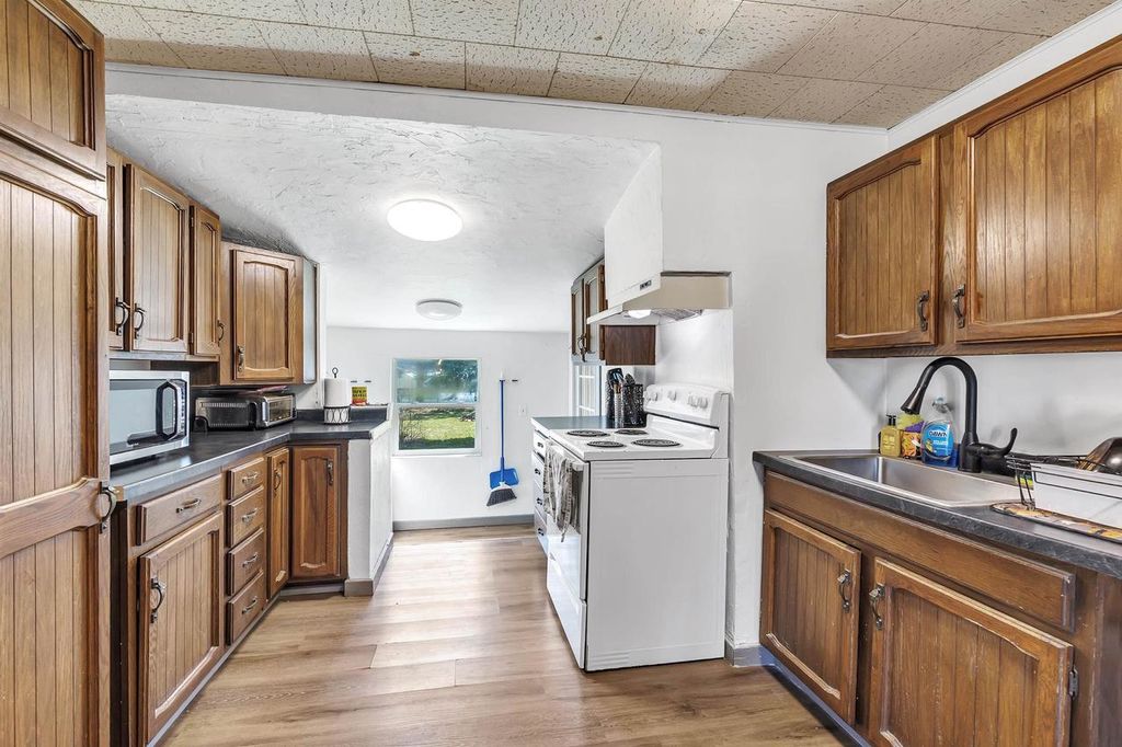 Photo of 130 Summit STREET, Pulaski, WI 54162 (MLS # 50324496)