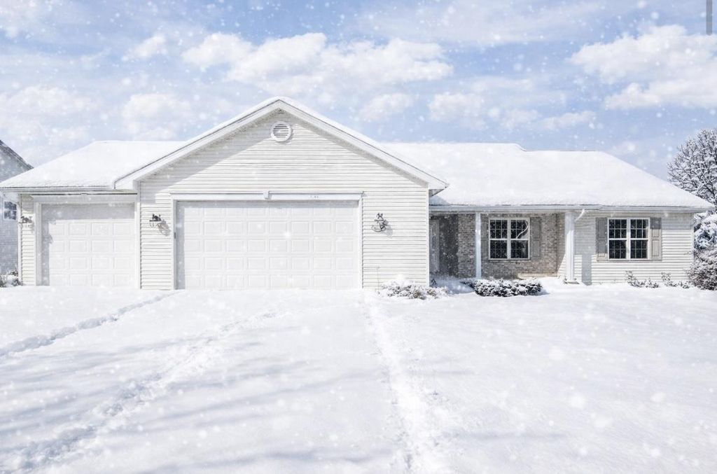 Photo of N1677 Arnies LANE, Greenville, WI 54942 (MLS # 50316393)