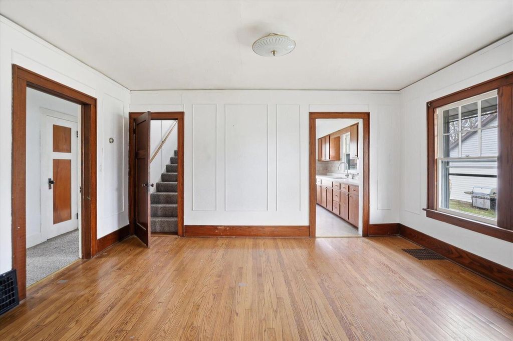 Photo of 514 E Main STREET, Waterford, WI 53185 (MLS # 1944348)