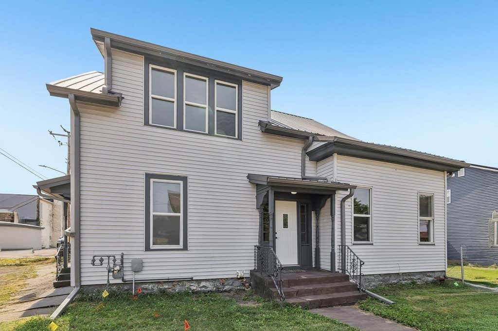 Photo of 124 Elm STREET, Mauston, WI 53948 (MLS # 2029437)