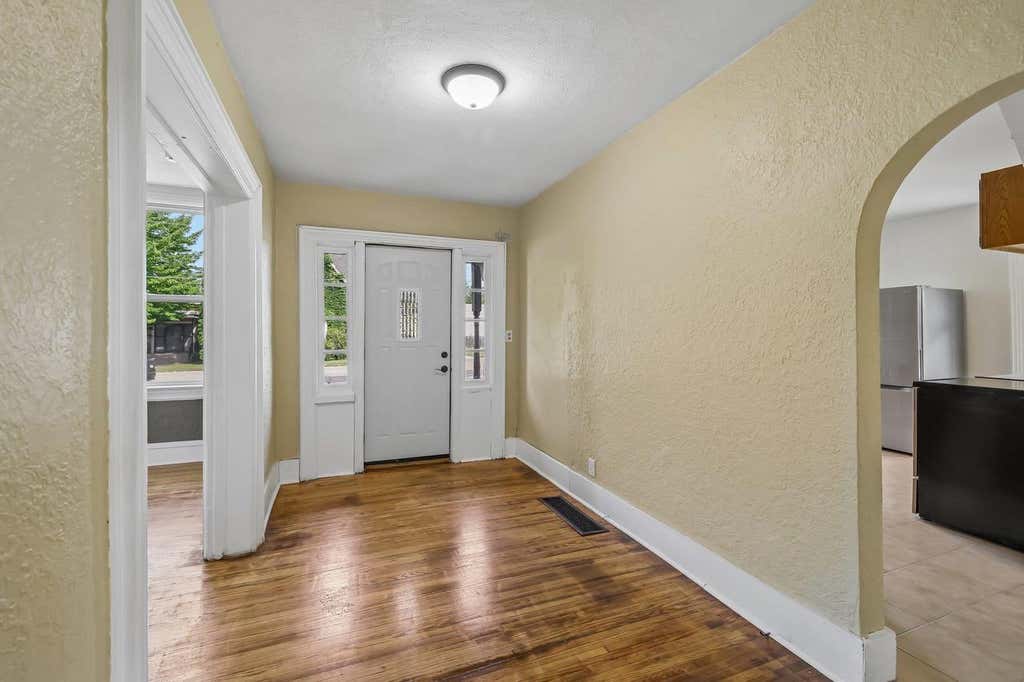 Photo of 124 Elm STREET, Mauston, WI 53948 (MLS # 2029437)