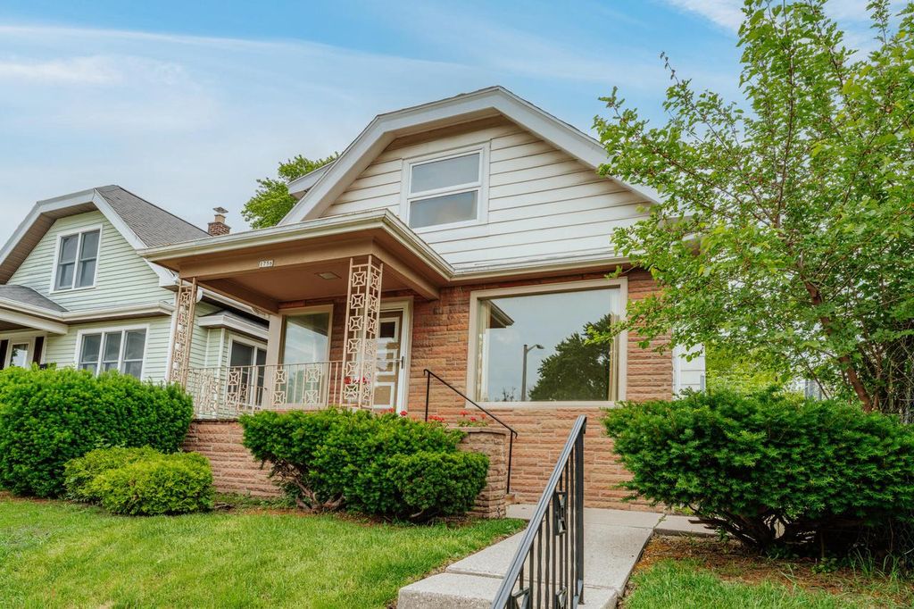 Photo of 1756 S 72nd STREET, West Allis, WI 53214 (MLS # 1966501)