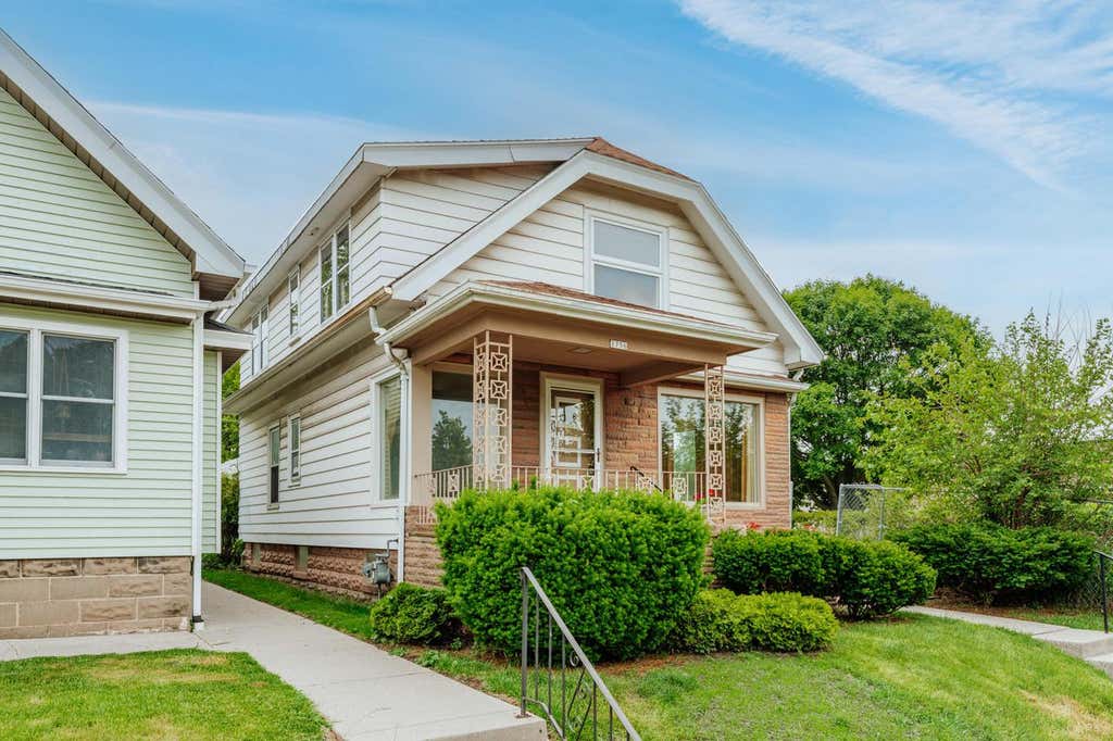 Photo of 1756 S 72nd STREET, West Allis, WI 53214 (MLS # 1966501)