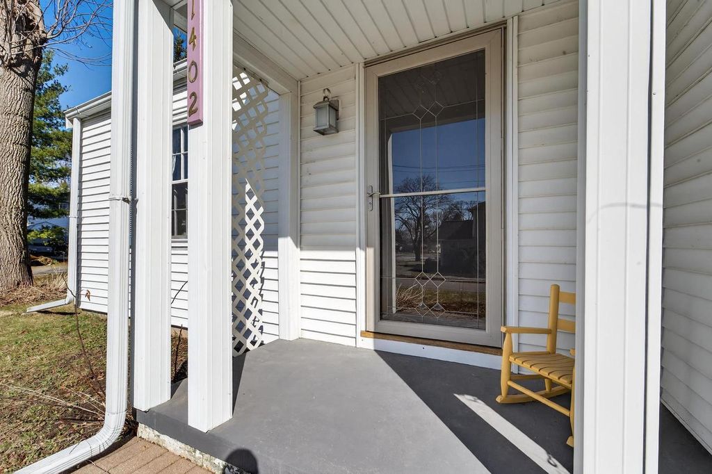 Photo of 1402 Farragut STREET, Madison, WI 53704 (MLS # 2019122)