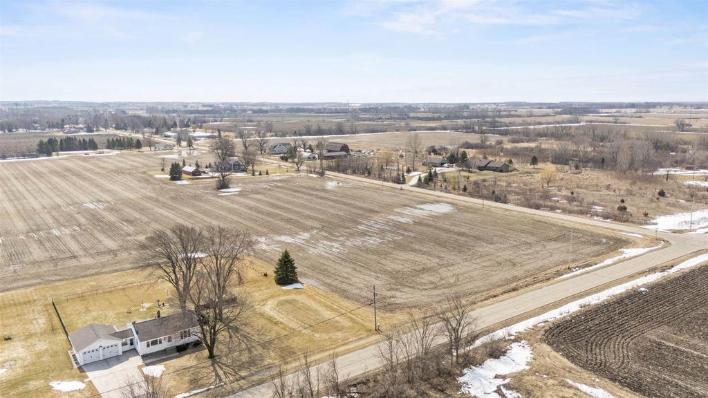 Photo of 9th Street ROAD, Oshkosh, WI 54906 (MLS # 50322656)