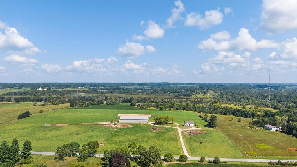 Photo of W6800 County Road D Rd, Oxford, WI 53952 (MLS # 2013924)