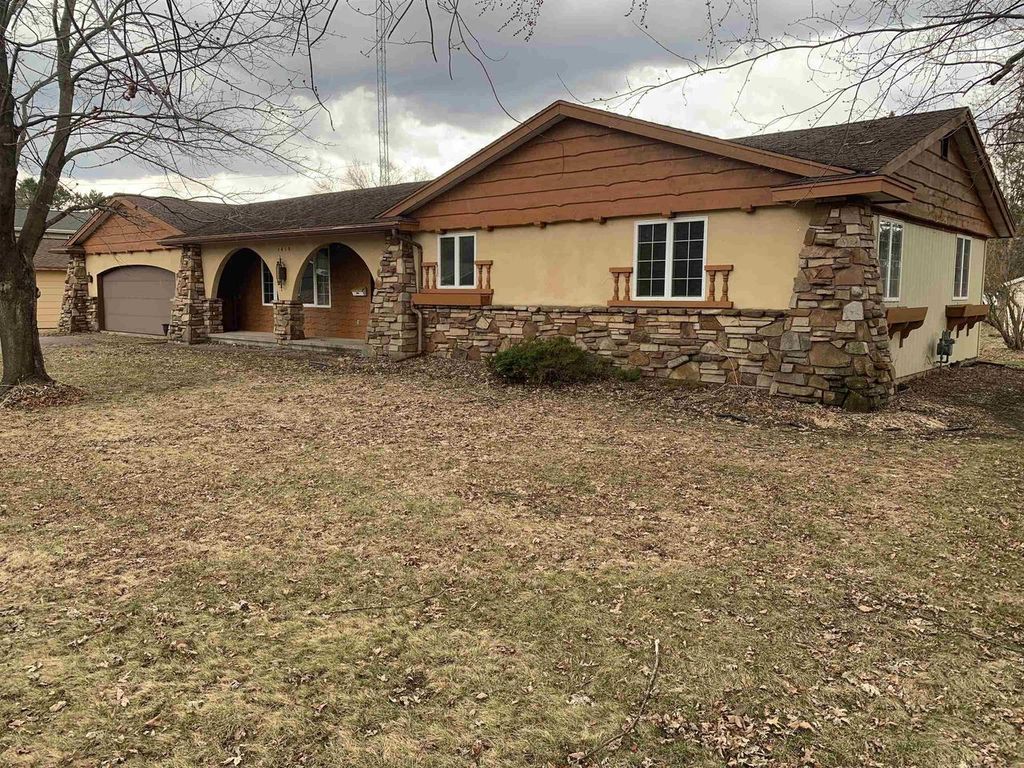 Photo of 1415 1st AVENUE, Antigo, WI 54409 (MLS # 22601517)