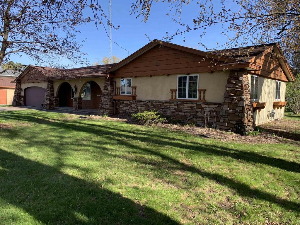 Photo of 1415 1st AVENUE, Antigo, WI 54409 (MLS # 22601517)