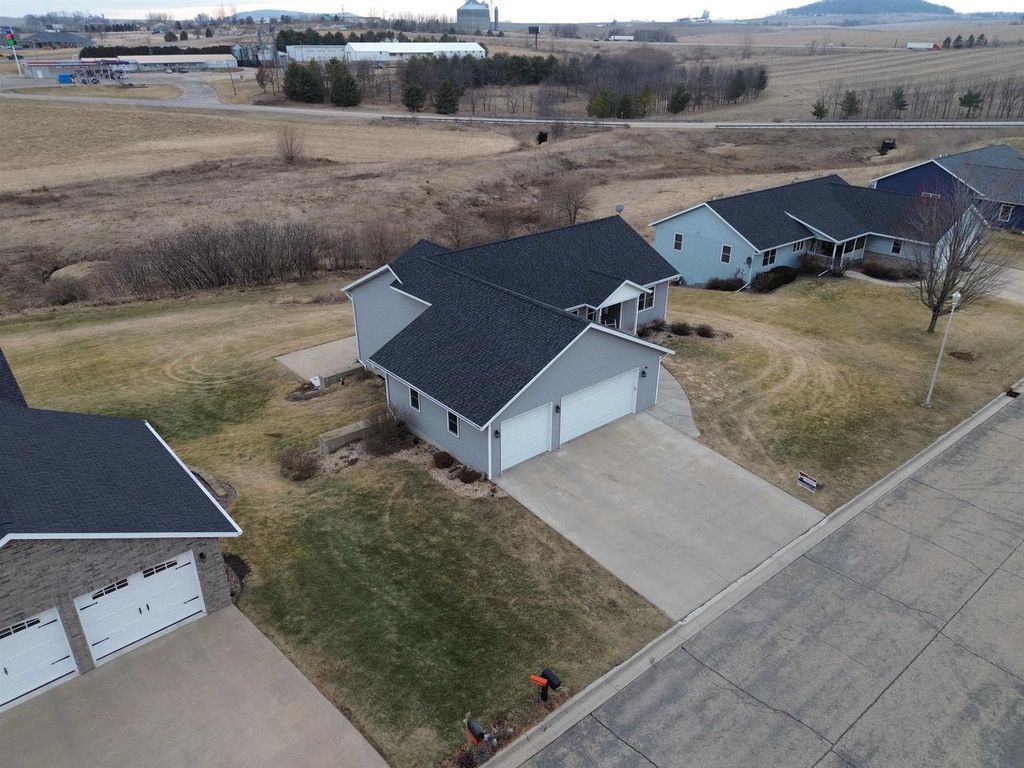 Photo of 645 Carlyle DRIVE, Belmont, WI 53510 (MLS # 2014748)