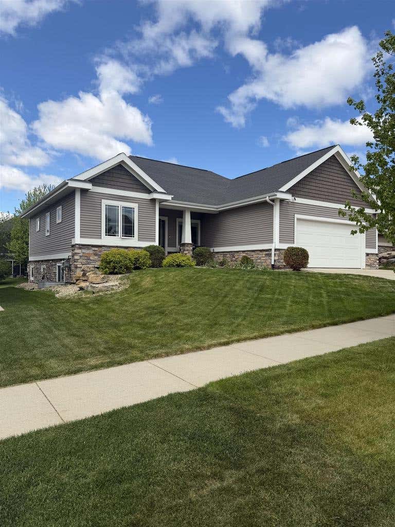 Photo of 1009 Tara LANE, Waunakee, WI 53597 (MLS # 2023284)