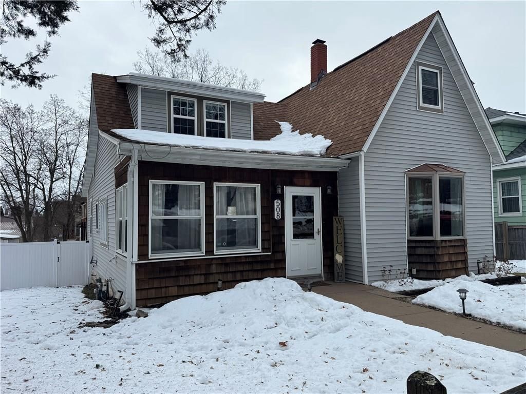 Photo of 508 Mcdonough STREET, Eau Claire, WI 54703 (MLS # 1597922)