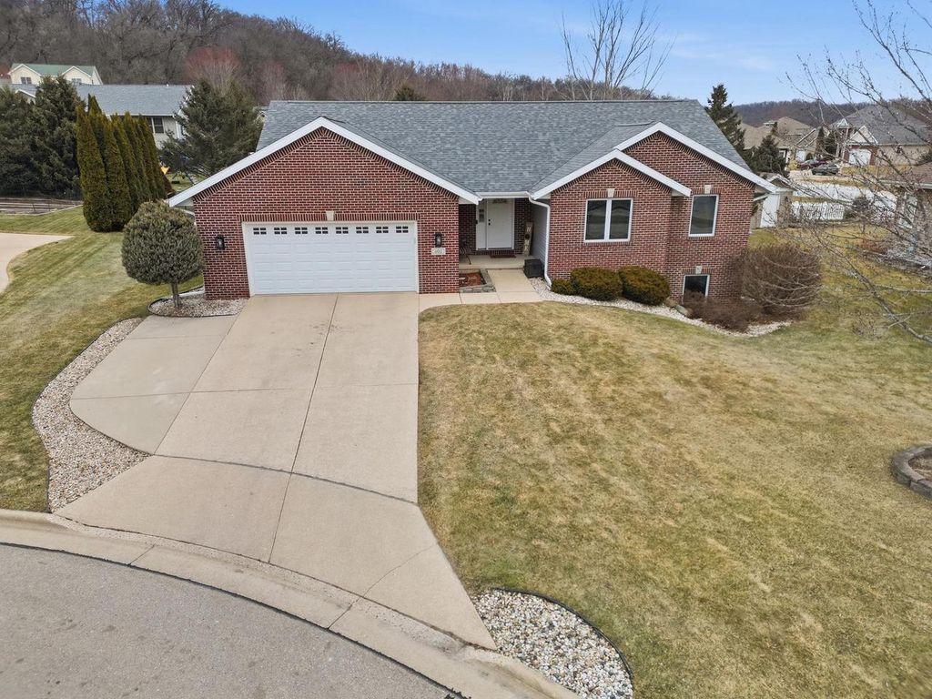 Photo of 402 St Francis COURT, Cross Plains, WI 53528 (MLS # 2016607)