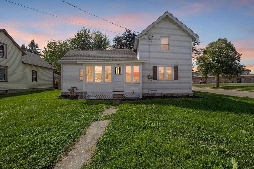 Photo of 201 Monroe STREET, Waupun, WI 53963 (MLS # 50332113)