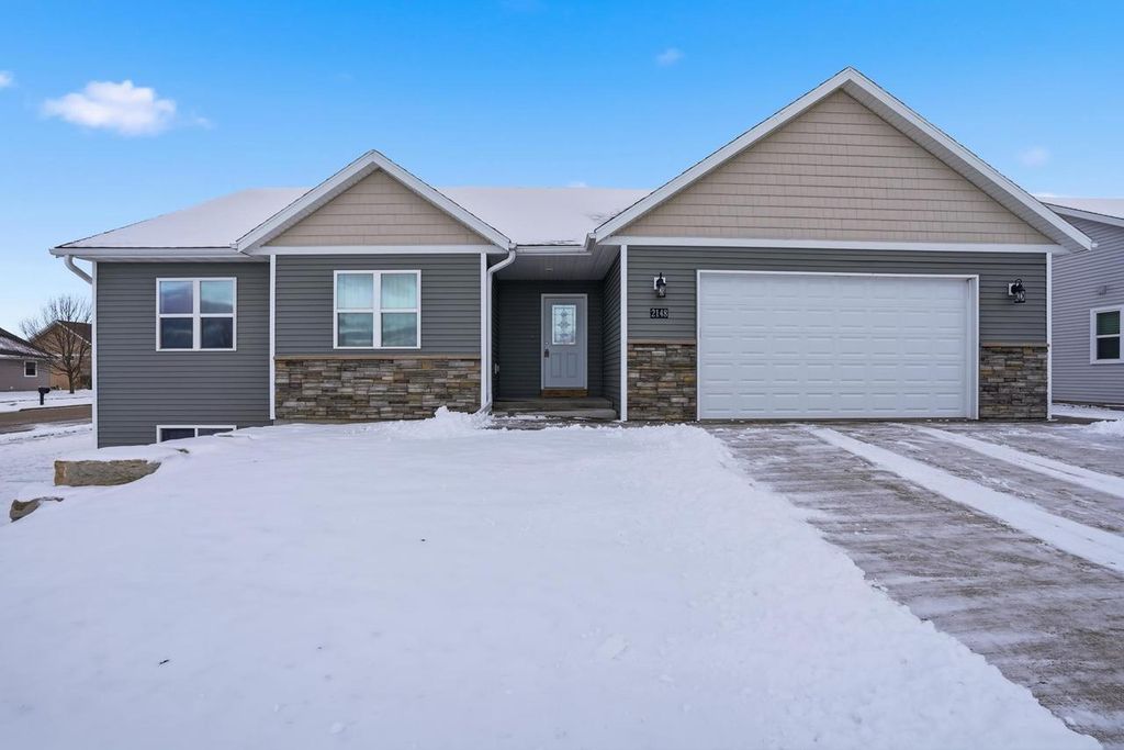 Photo of 2148 Cambridge COURT, Reedsburg, WI 53959 (MLS # 2013553)