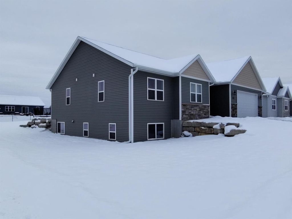 Photo of 2148 Cambridge COURT, Reedsburg, WI 53959 (MLS # 2013553)