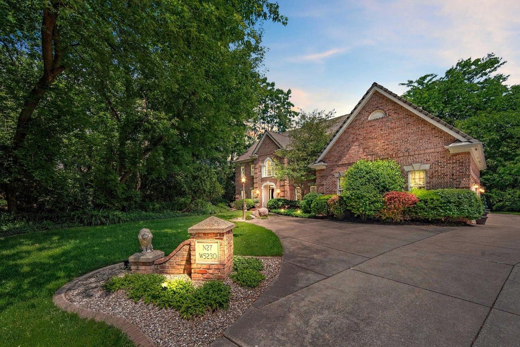 Photo of N27W5230 Hamilton ROAD, Cedarburg, WI 53012 (MLS # 1970664)