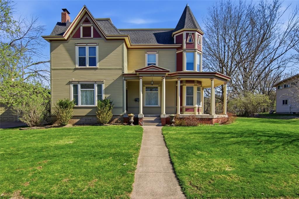 Photo of 435 Jefferson STREET, Eau Claire, WI 54701 (MLS # 1600208)