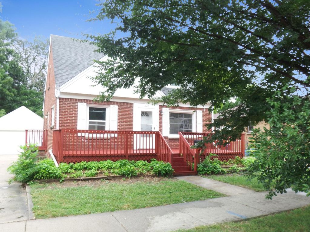 Photo of 1617 S 88th STREET, West Allis, WI 53214 (MLS # 1944523)