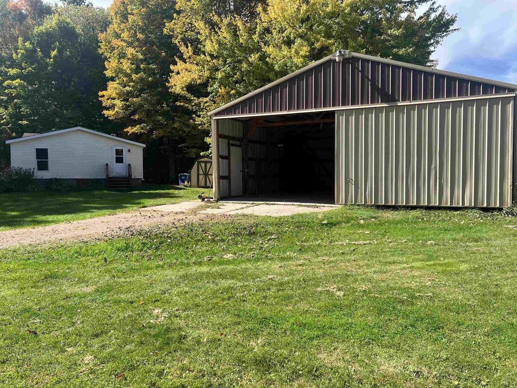 Photo of 237308 Trappers LANE, Wausau, WI 54403 (MLS # 22604799)